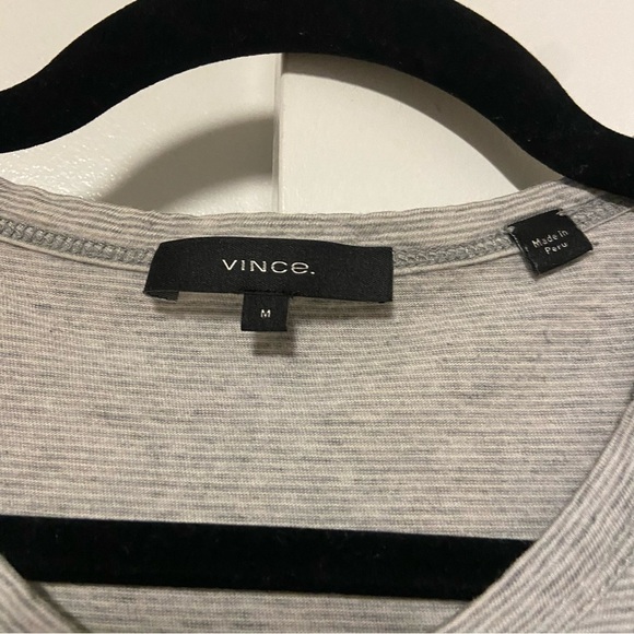 Vince Slub Stripe Short Sleeve Henley in Heather Grey Size Medium - Picture 2 of 7